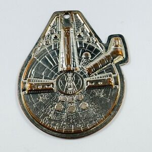 VTG Star Wars Millennium Falcon Metal Keychain Pendant Lucasfilm 3D Sci-Fi Movie
